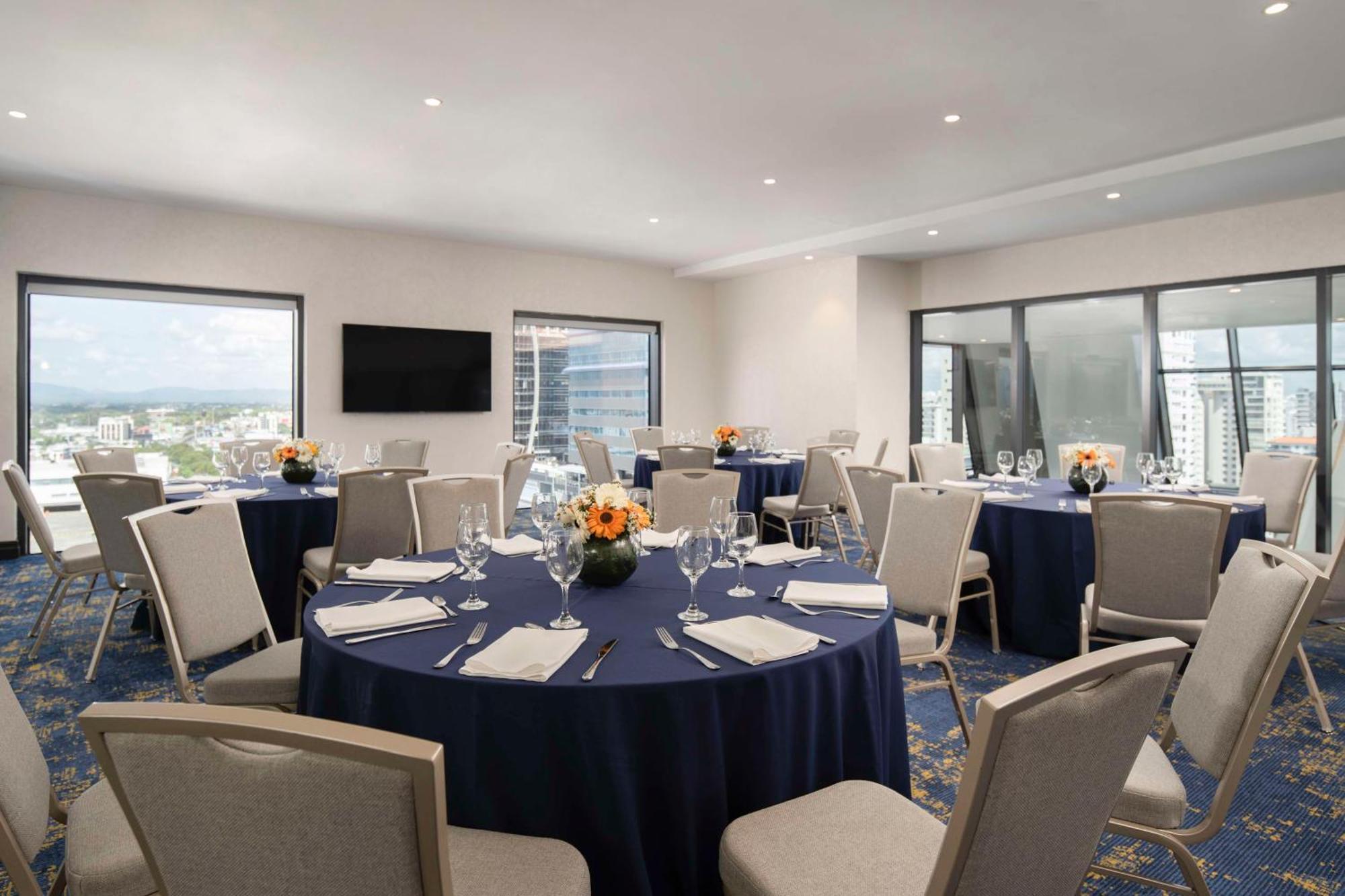 Homewood Suites By Hilton Santo Domingo Esterno foto